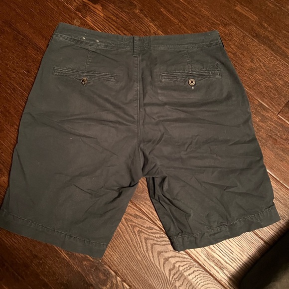 Men’s American eagle khaki shorts - Picture 2 of 6